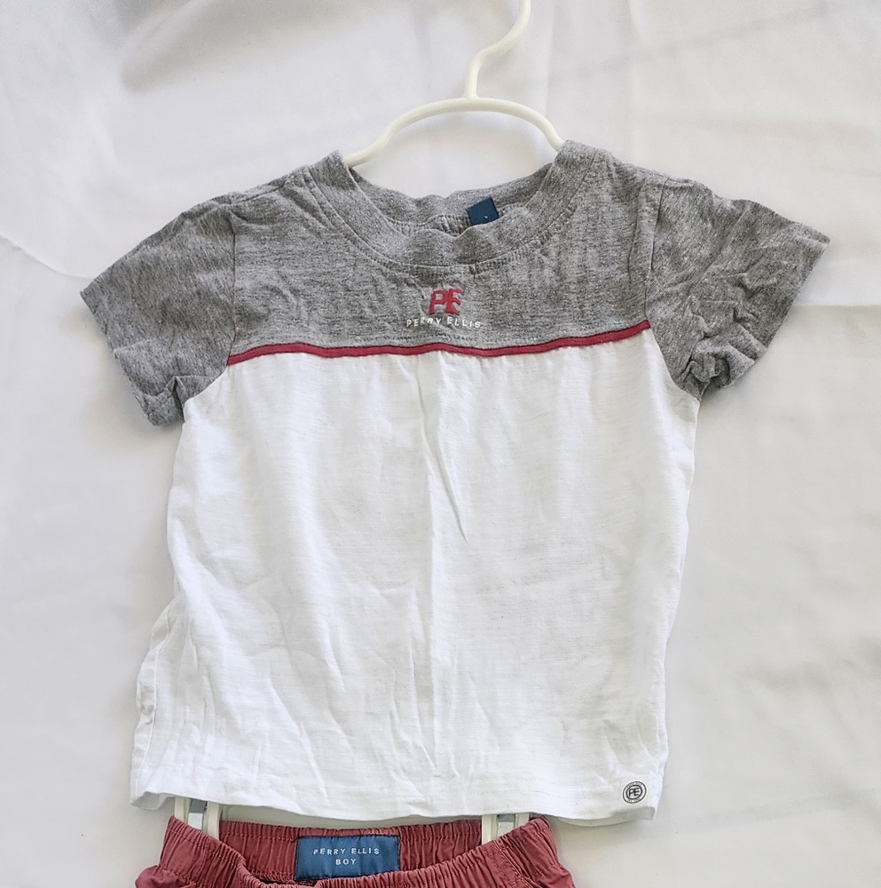 Perry Ellis boy 2pc set